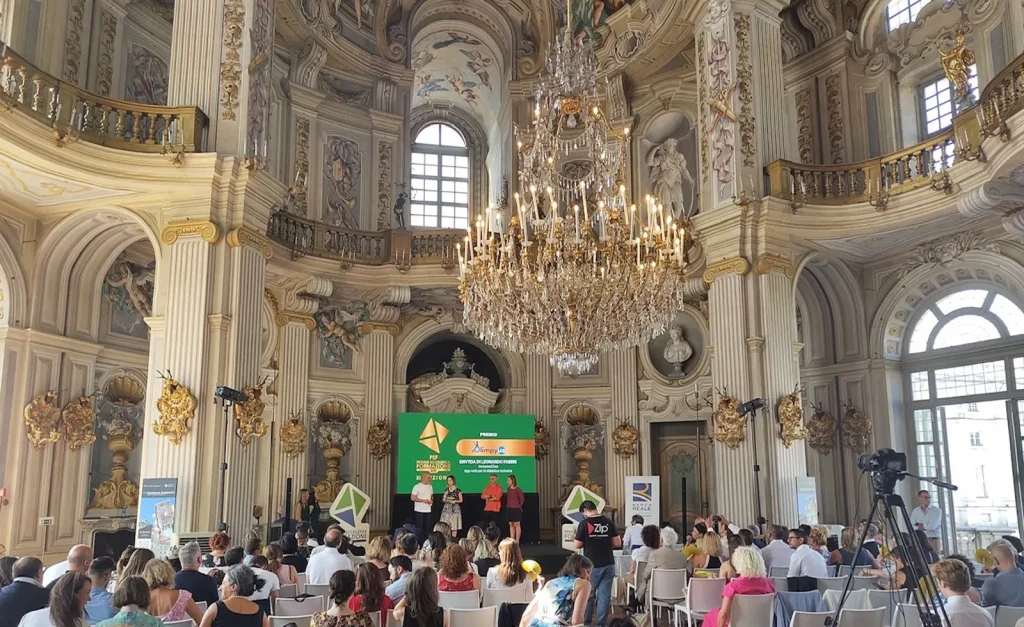 La sala della Palazzina di Caccia di Stupinigi durante la premiazione del Premio Eccellenza Formazione AIF